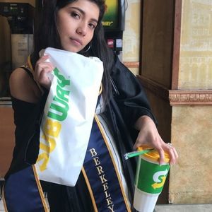 Meet your Posher, Janeth